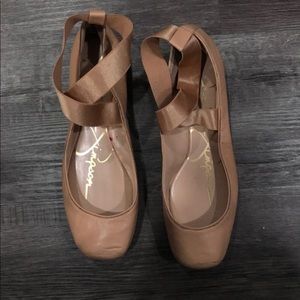 Ballet flats